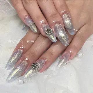 ネイル studio tam 髙橋彩夏のネイルデザイン