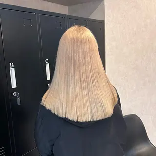 カラー Grandoll Ralis店のヘアスタイル