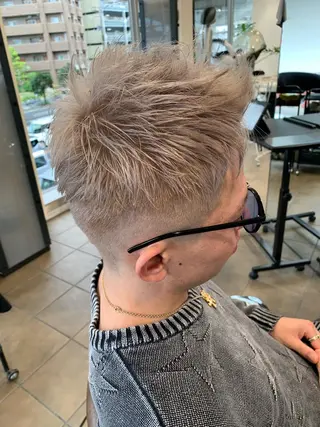 カラー メンズ Ripps長居所属・メテオ ／ヘアカラー 西川菜実のヘアスタイル