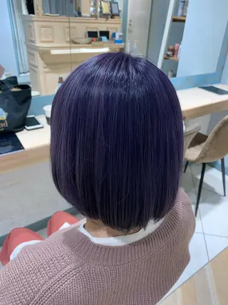 ミディアム カラー 栗原 瑠世のヘアスタイル