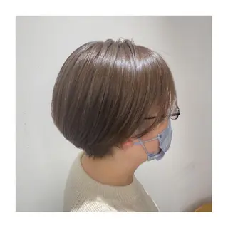 ショート カラー 小國 綾かのヘアスタイル