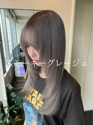 ロング Hanna by W_SALONのヘアスタイル