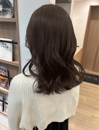 ミディアム モテ髪🫧赤み消し カラー表参道きょうこのヘアスタイル