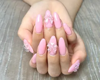 ネイル Salute本店 🦋仲原里佳のネイルデザイン