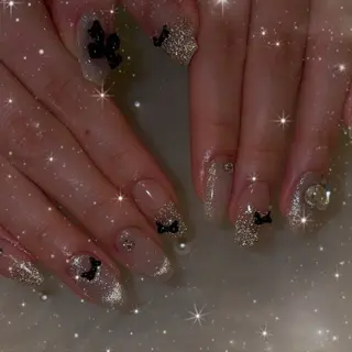 ネイル LUANA所属・LUANA ジュリのネイルデザイン