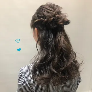 ミディアム カラー パーマ ヘアアレンジ apish aoyama所属・武 愛子の眉毛・アイブロウイメージ