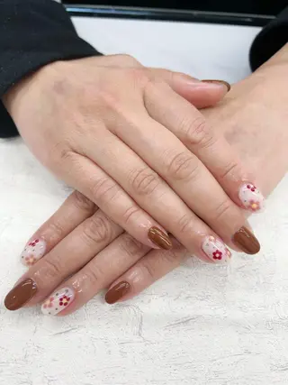 ネイル Romine アイラッシュ&ネイルのマツエク・マツパデザイン