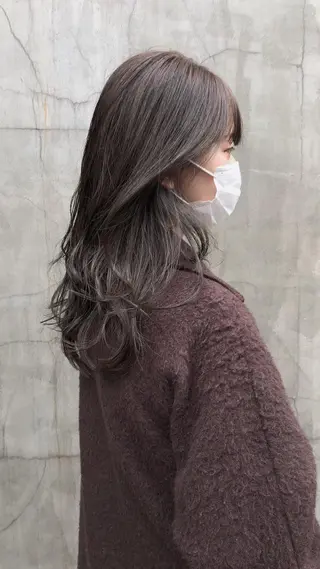 セミロング カラー 🦋透明感カラー /ケアブリーチ🦋のヘアスタイル