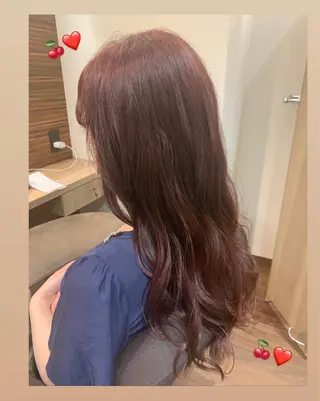 ロング カラー 飯塚 優希のヘアスタイル