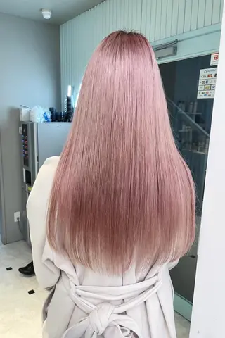 カラー ハイトーン🤍ブロン ド🤍MISAKIのヘアスタイル