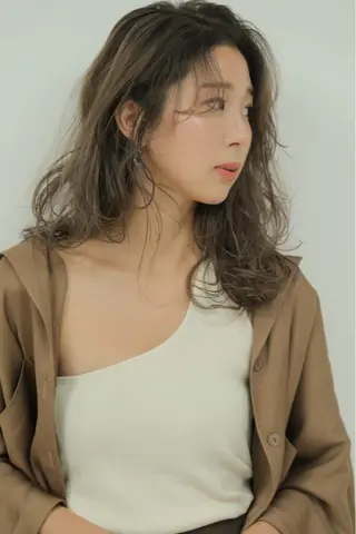 マツエク・マツパ AMATELASzero所属・🩵顔まわり似合わせ 久保田せな🩵のヘアスタイル