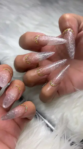 ネイル 関山 志乃のネイルデザイン