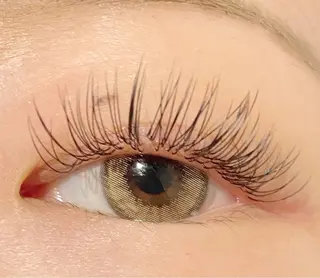 マツエク・マツパ アイデザイナー Key（ケイ）の眉毛・アイブロウイメージ