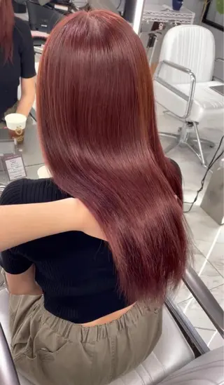 ロング 菜々🫧新宿 透明感ケアブリーチのヘアスタイル