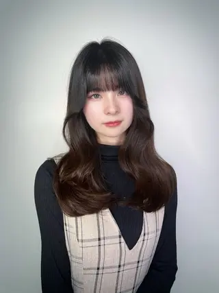 ロング MINAMO 韓国レイヤーのヘアスタイル