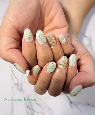 ネイル Lakkus T－CHIのネイルデザイン