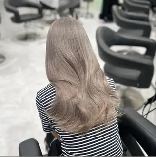 カラー ブリーチ/ハイトーン 💛SAKI‎💛のヘアスタイル