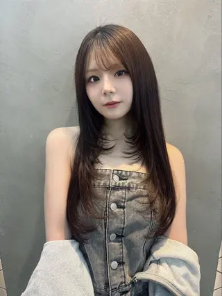 ロング カラー TENSHO ハイトーンレイヤーのヘアスタイル