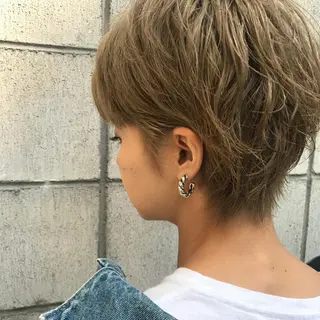 ショート analogue所属・u harukaのヘアスタイル