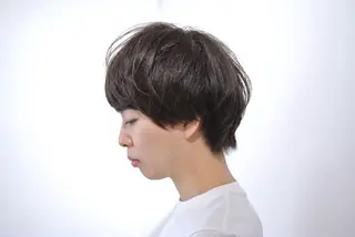 ショート カラー 樋口 千尋のヘアスタイル