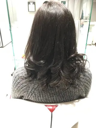 カラー TECHRISE金山所属・ERIKO Tのヘアスタイル