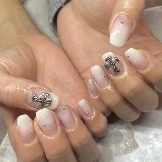 ネイル Jewel. 🥀misatoのマツエク・マツパデザイン