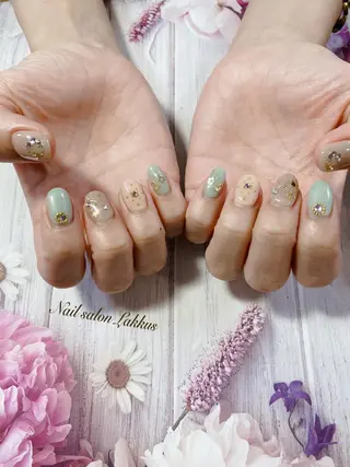 ネイル Lakkus T－CHIのネイルデザイン