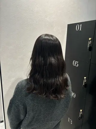 セミロング 二村 晃帆のヘアスタイル