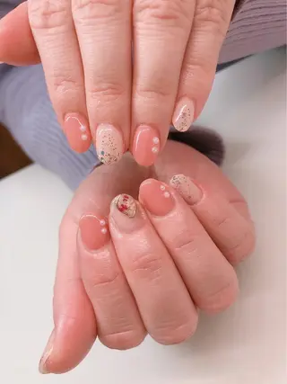 ネイル Lily Roseスタッフ一同のマツエク・マツパデザイン