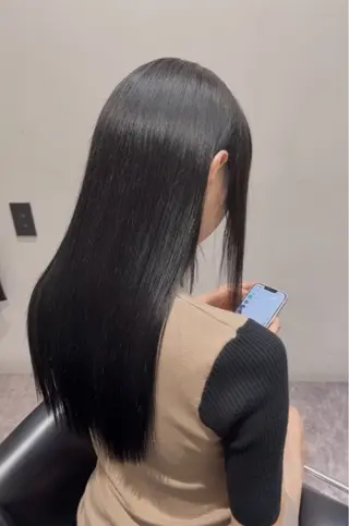 ロング 平田 七海のヘアスタイル