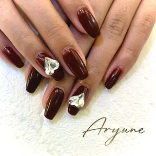 ネイル nailsalon Aryuné所属・朴 佳也のネイルデザイン