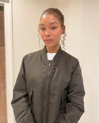 セミロング カラー 渋谷 留菜のヘアスタイル