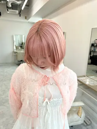 カラー 漆畑 莉奈のヘアスタイル