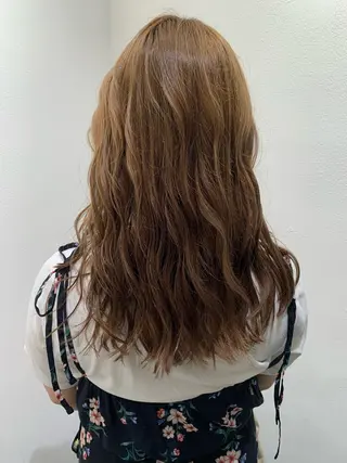 ロング カラー ケアブリーチ/ili 村上佳那多のヘアスタイル