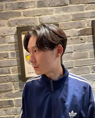 ミディアム Million Bucks BarBer Shop所属・ツーブロック募集伊藤 博紀のヘアスタイル