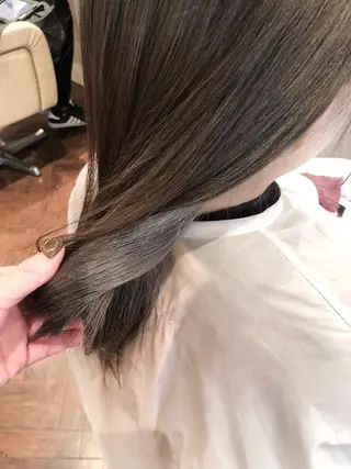ロング カラー いしだ みさきのヘアスタイル