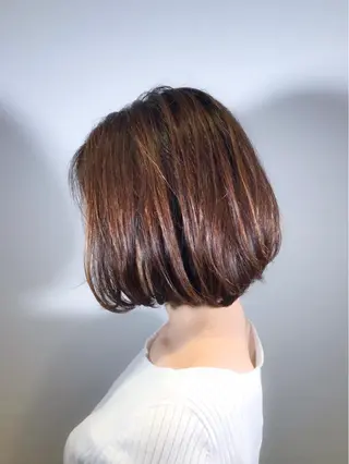 ミディアム カラー BIANCO北堀江 AKANEのヘアスタイル