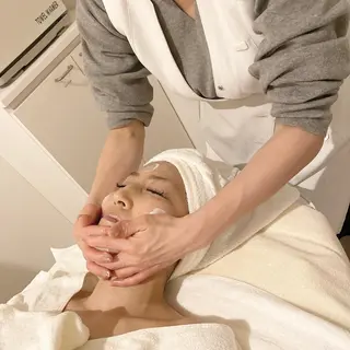 POLAポーラザビューティー桑名駅前店所属・ポーラ 桑名駅前店のエステ・リラクイメージ