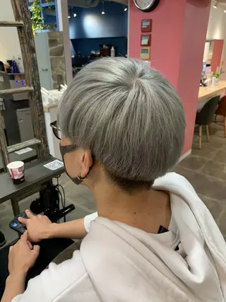 メンズ ヲタク美容師 店長　上原のヘアスタイル