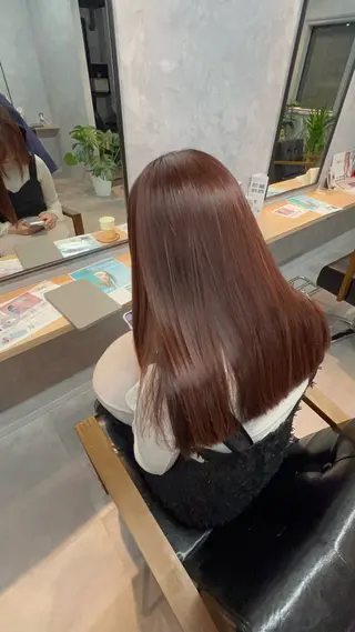 ロング motoトップカラー リスト/ブリーチカラのヘアスタイル