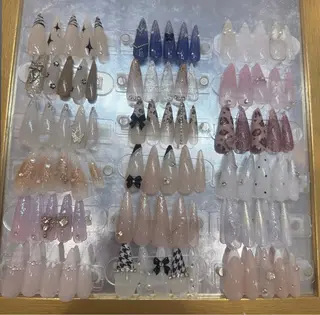 ネイル LUNON 谷塚店のネイルデザイン