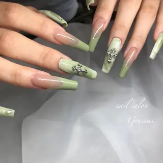 ネイル Gracias. rieのネイルデザイン