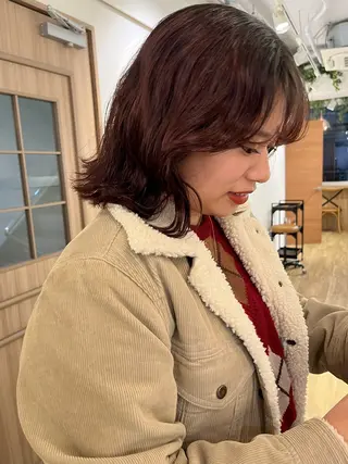 ショート カラー pu+on. nailworks所属・fuyumi / ニュアンスネイルのネイルデザイン