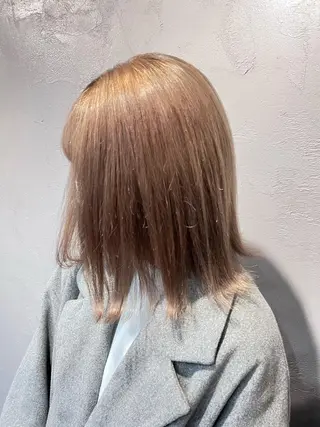 ショート カラー Bei Licoldo.Atole  ベイリコルド アトリ所属・ブリーチ、縮毛 髪質改善　宮城一真のヘアスタイル