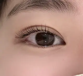 マツエク・マツパ Fiara 四条烏丸店所属・Fiara四条烏丸店 三浦やすみんのマツエク・マツパデザイン