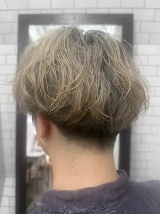 ショート カラー パーマ 妙見 知洋のヘアスタイル