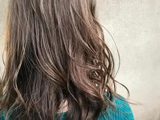 ミディアム カラー vato マンツーマンサロンのヘアスタイル