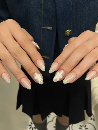 ネイル koyu 🩶のネイルデザイン