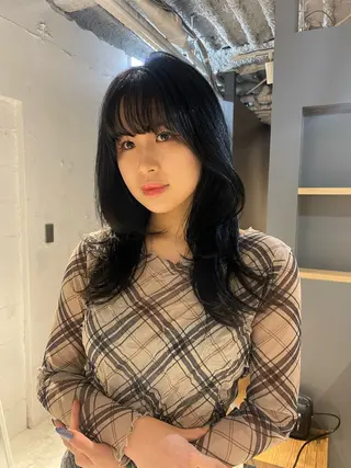 ミディアム カラー レイヤー×初 パーマ|hinakoのヘアスタイル