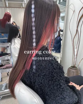 ロング カラー 峯崎 葵のヘアスタイル